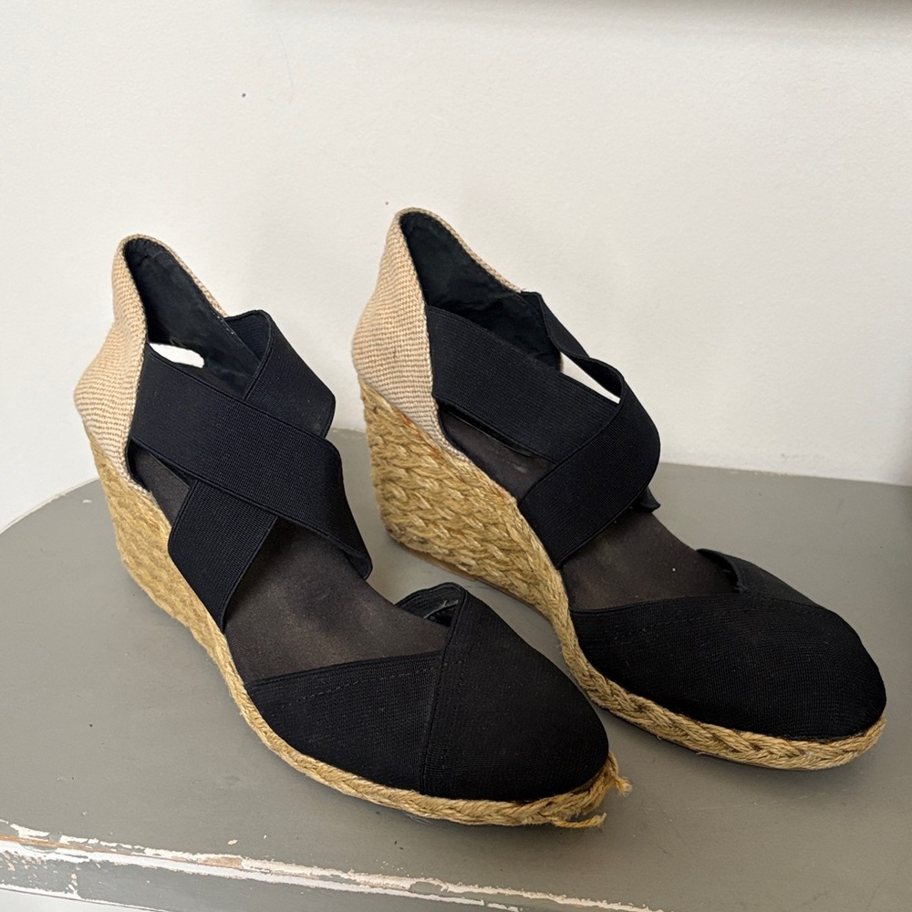 Ralph Lauren Black and Tan woven Wedges | casual wedge sandal
